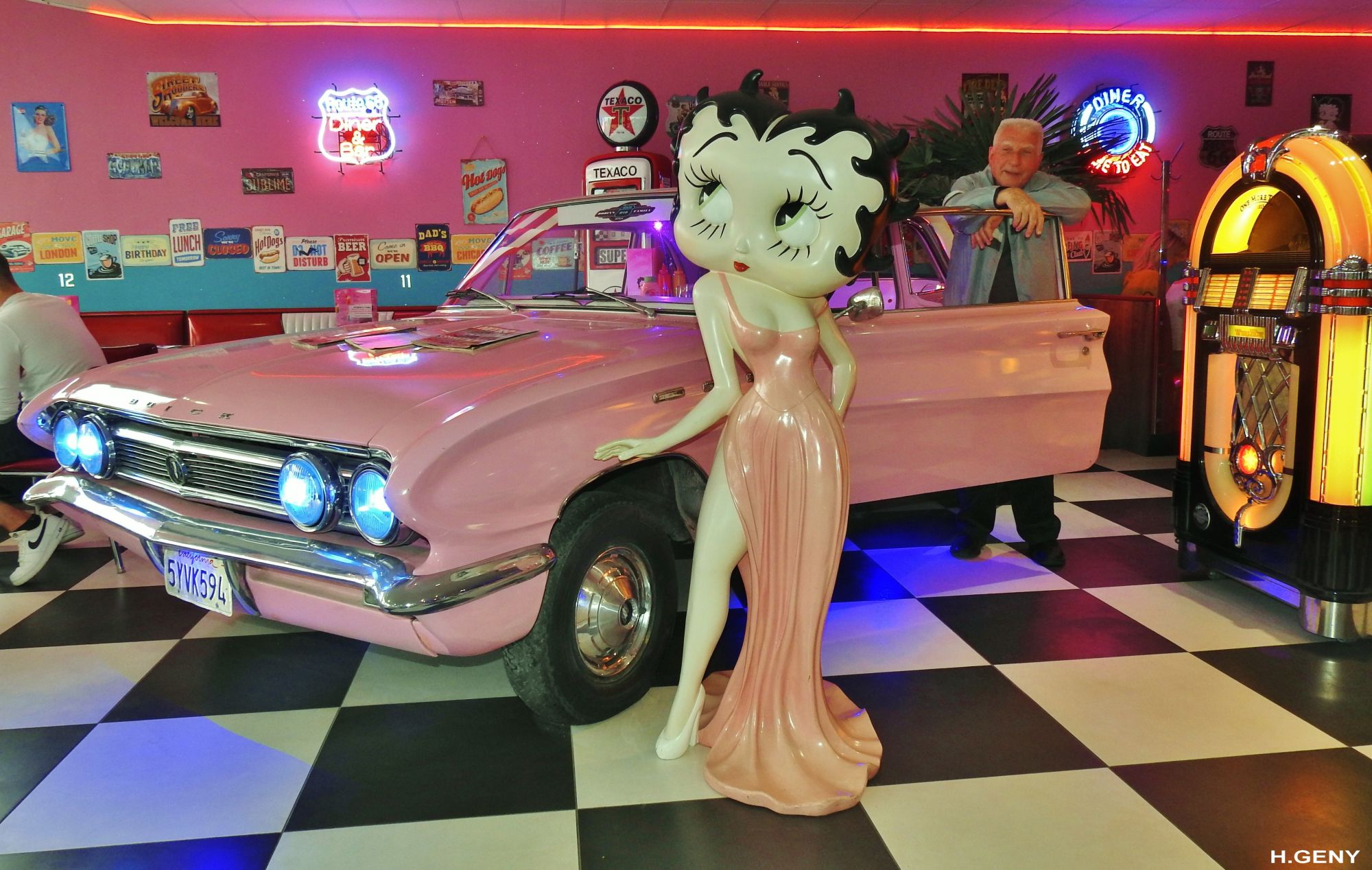 BETTY 2 | Robin's family ROBIN’S FAMILY Brunstatt