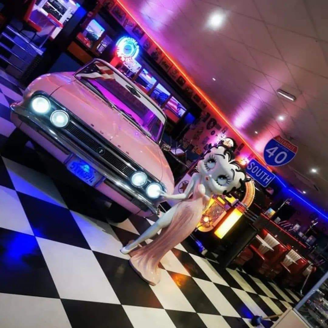 BETTY ROBINS | Robin's family Restaurant d’hamburger américain à Joncherey proche de Montbéliard et Belfort Héricourt 14